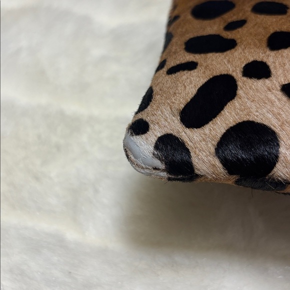 ✨Clare V Leopard Calf Hair Pouch Wristlet w/ Red Leather Strap OS✨ - Picture 4 of 12